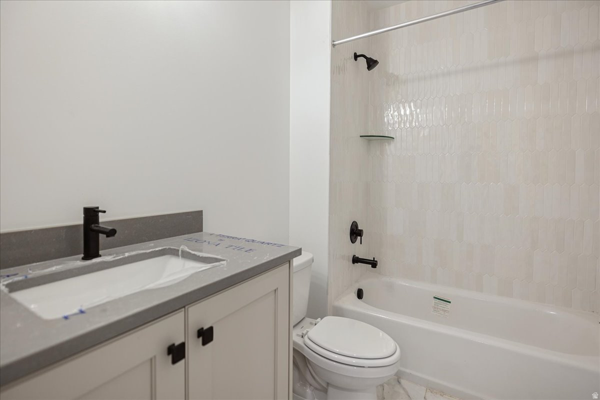 DAYBREAK - Residential