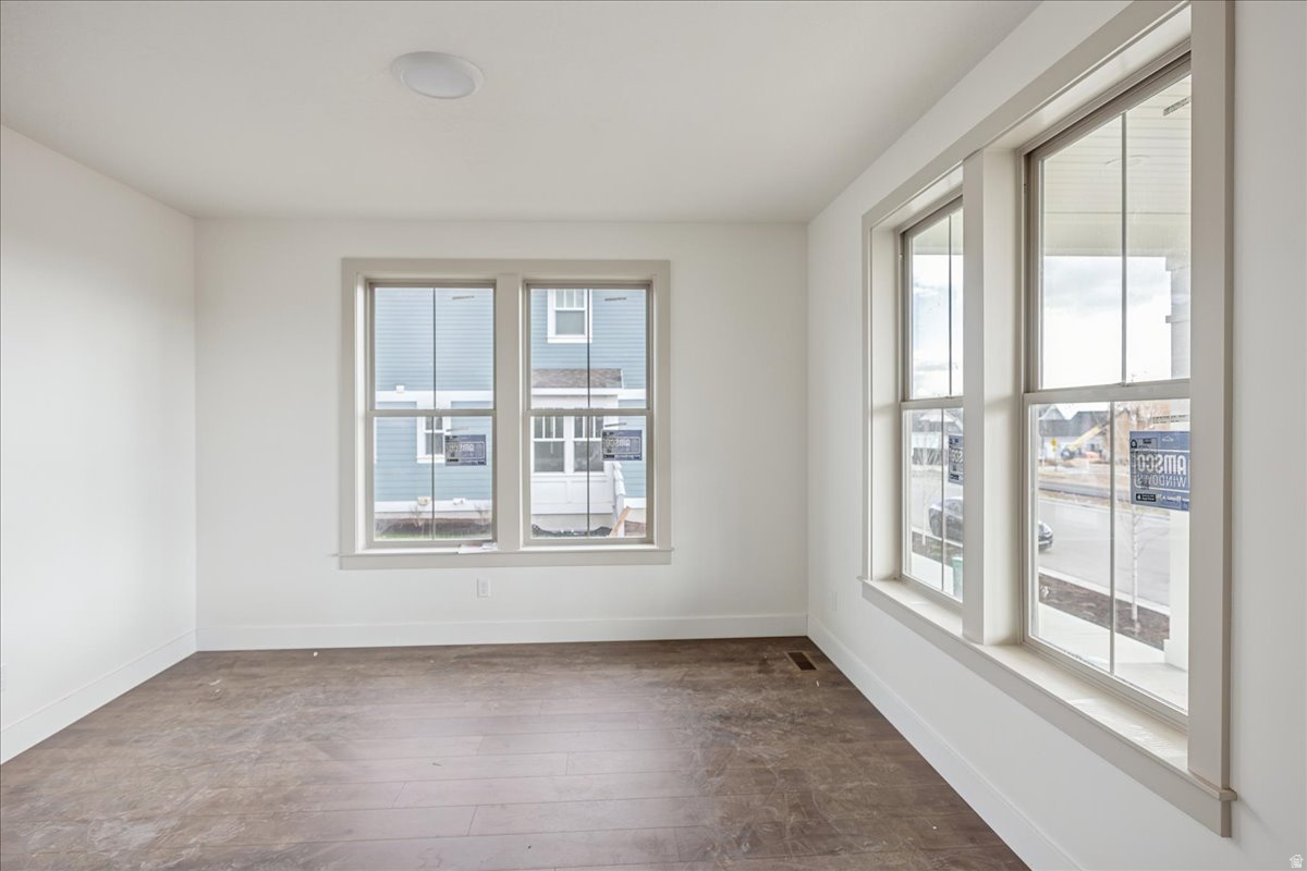 DAYBREAK - Residential