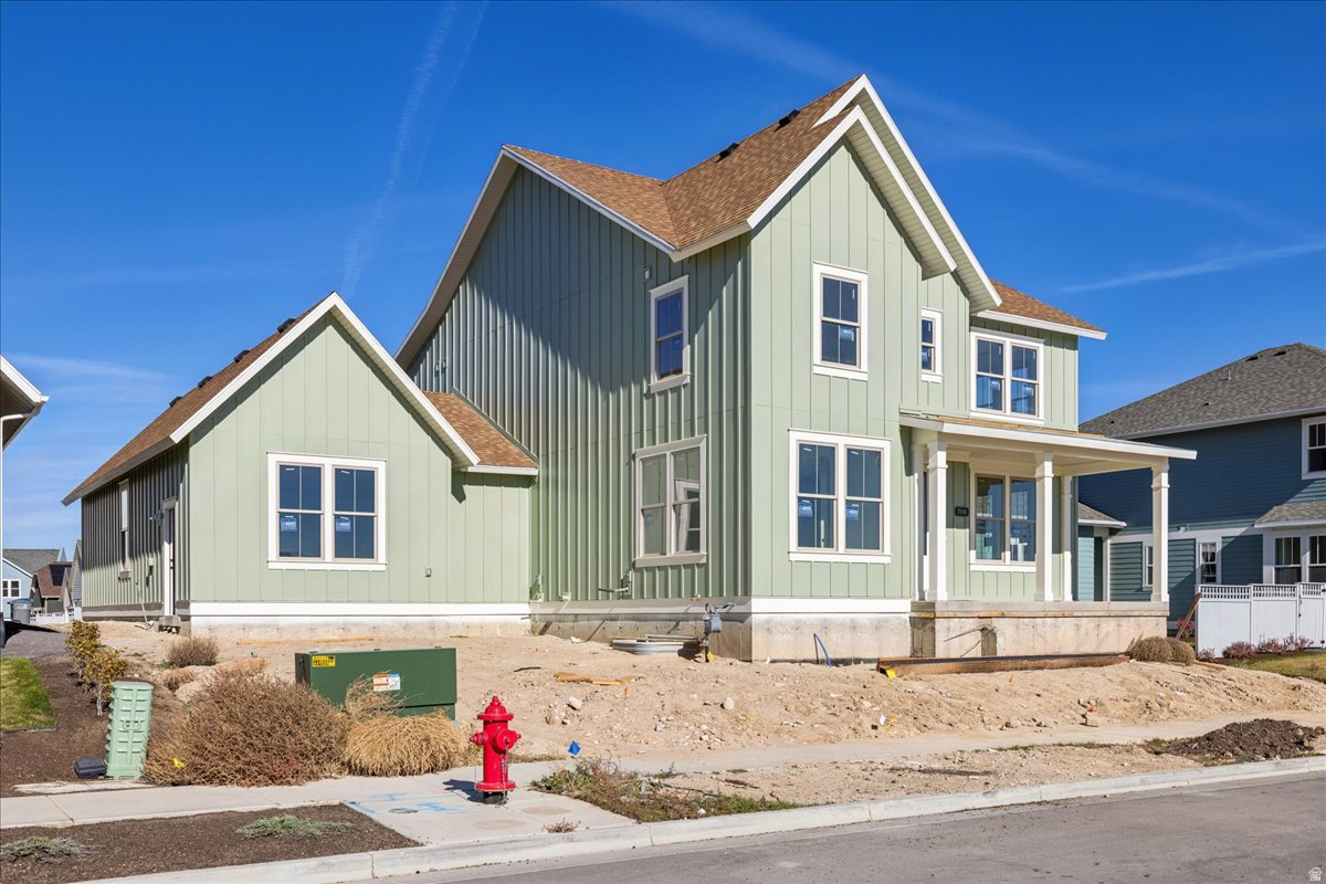 DAYBREAK - Residential