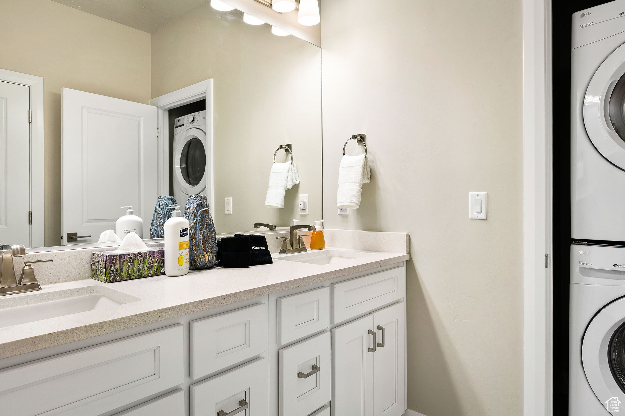ZION VILLAGE TOWNHOMES 2 AMENDMENT A - Residential