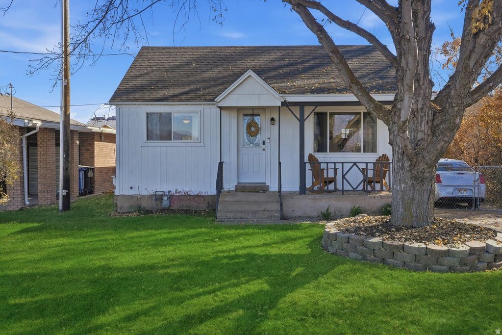 Photo of 278 E 300 N, Morgan, UT 84050 (MLS # 2123028)