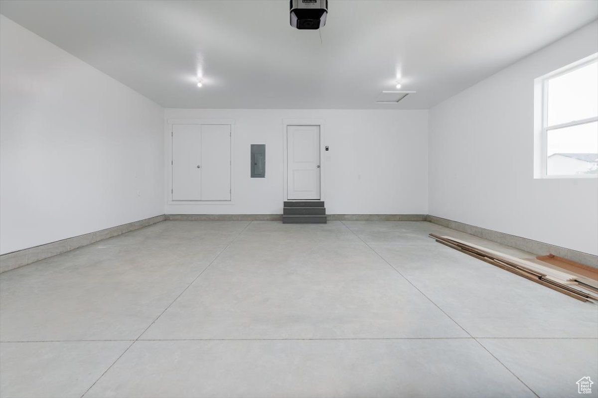 SADDLE CROSSING - Residential