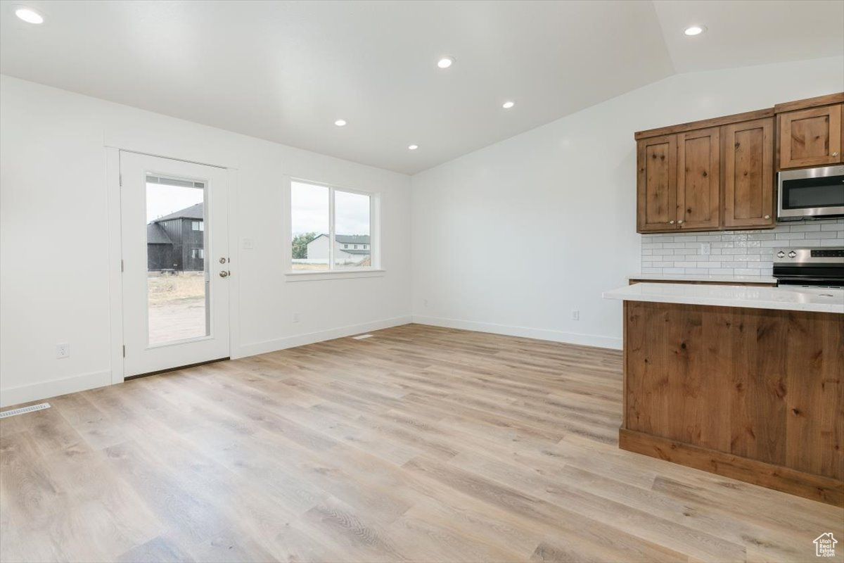 SADDLE CROSSING - Residential