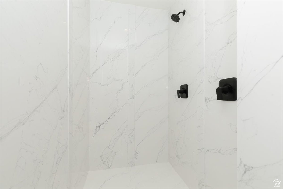 821 E 160, Hyde Park, Utah image 29