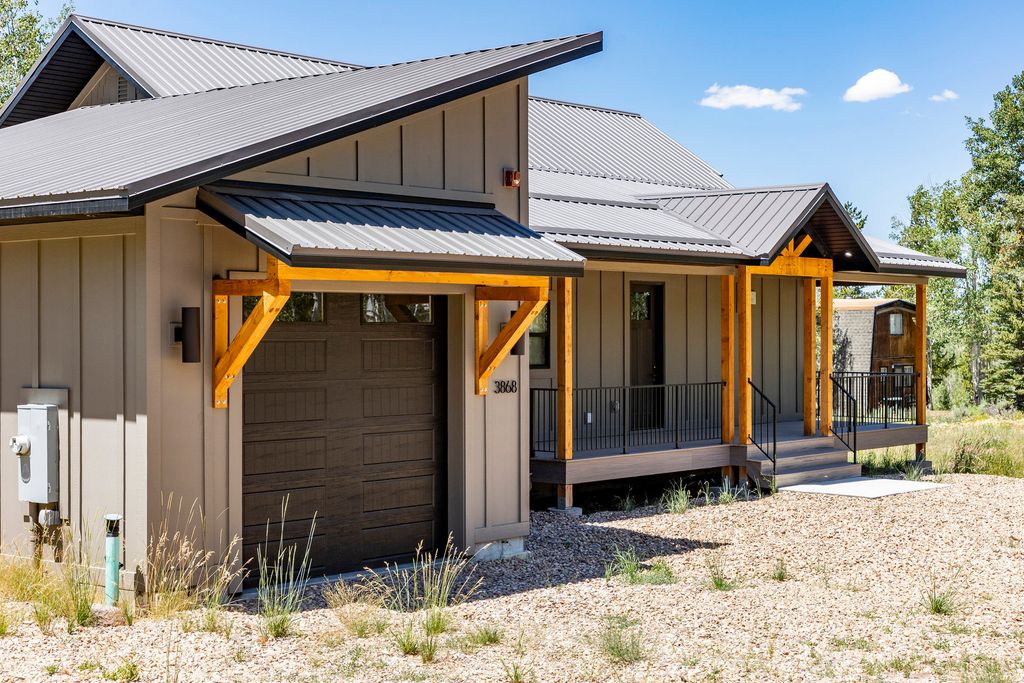 Photo of 3868 ASPEN CIR, Kamas, UT 84036 (MLS # 2149321)