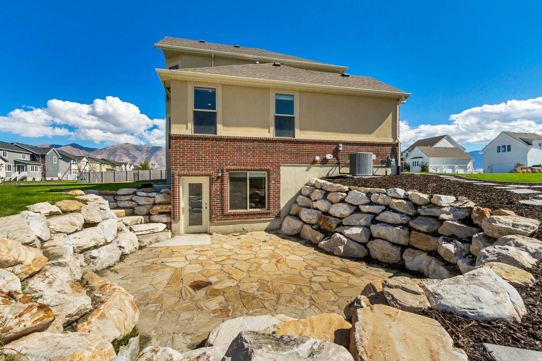 THE PIER - Residential