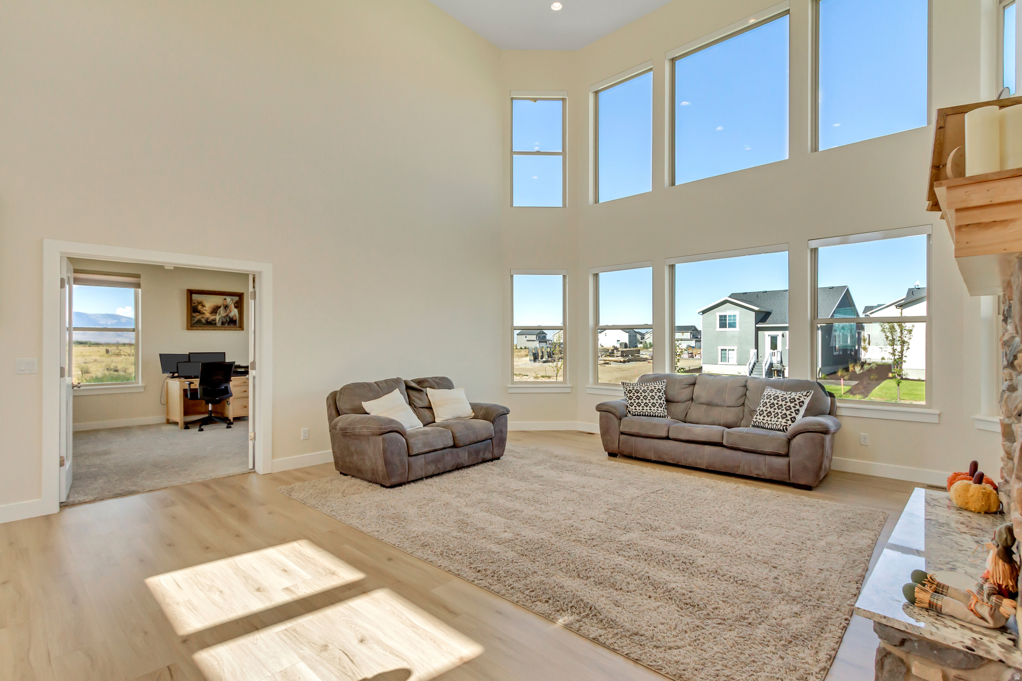 THE PIER - Residential