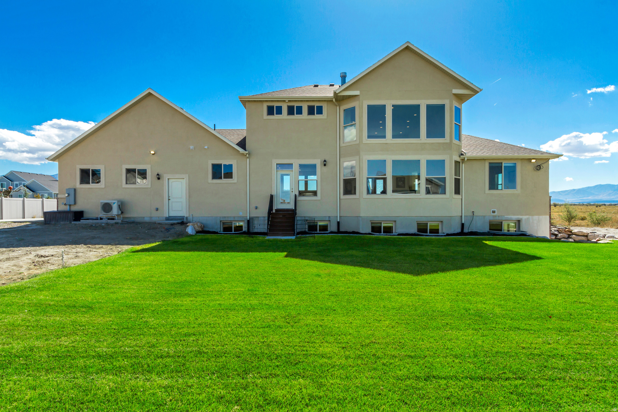 THE PIER - Residential
