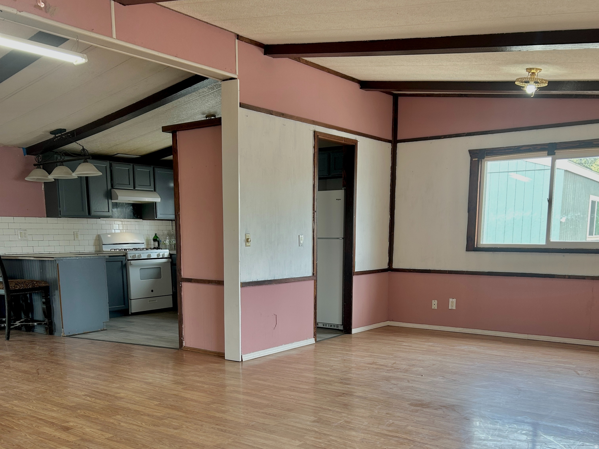 EAST MEADOWS MOBILE HOME PARK - Residential