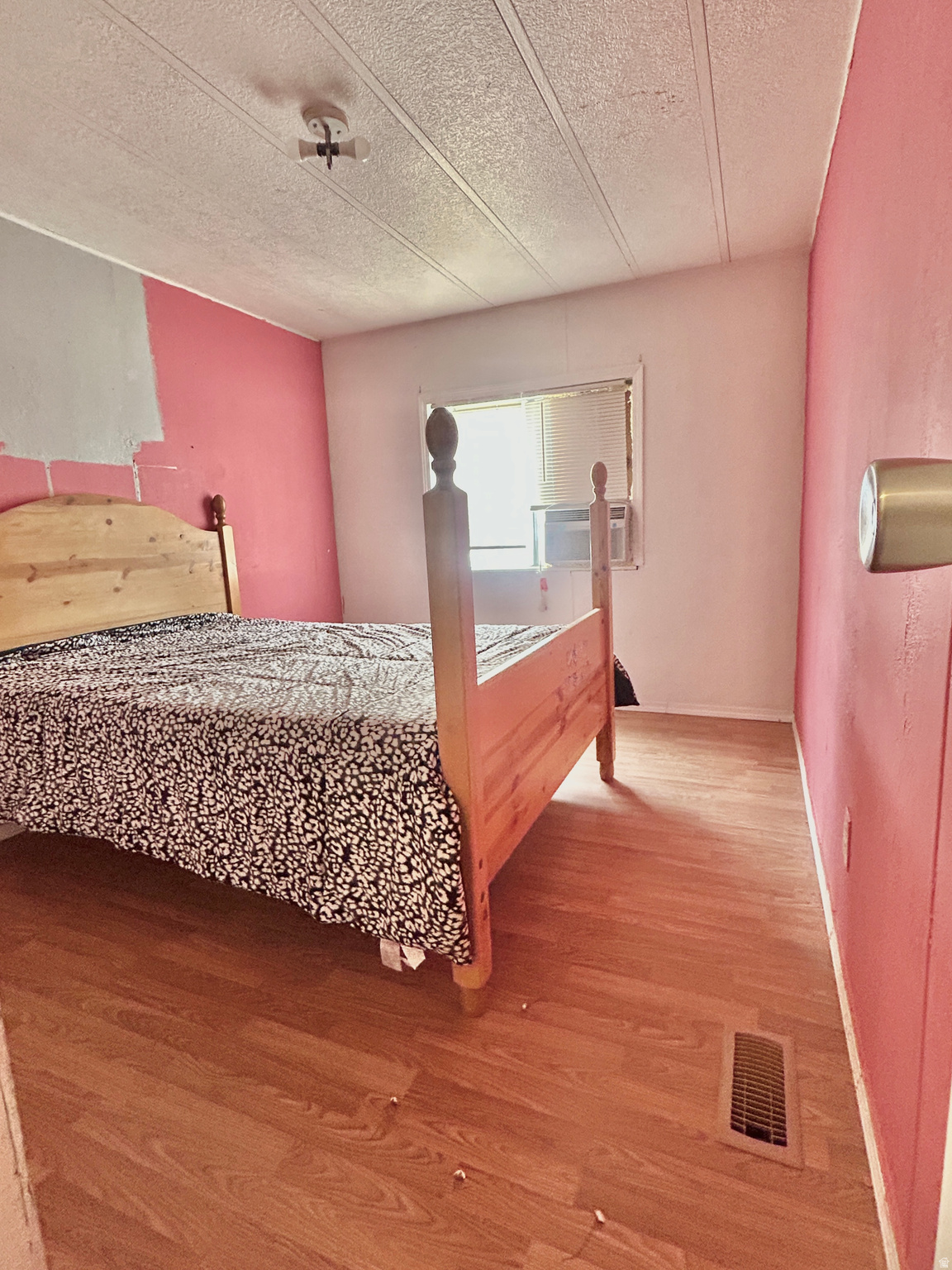 EAST MEADOWS MOBILE HOME PARK - Residential