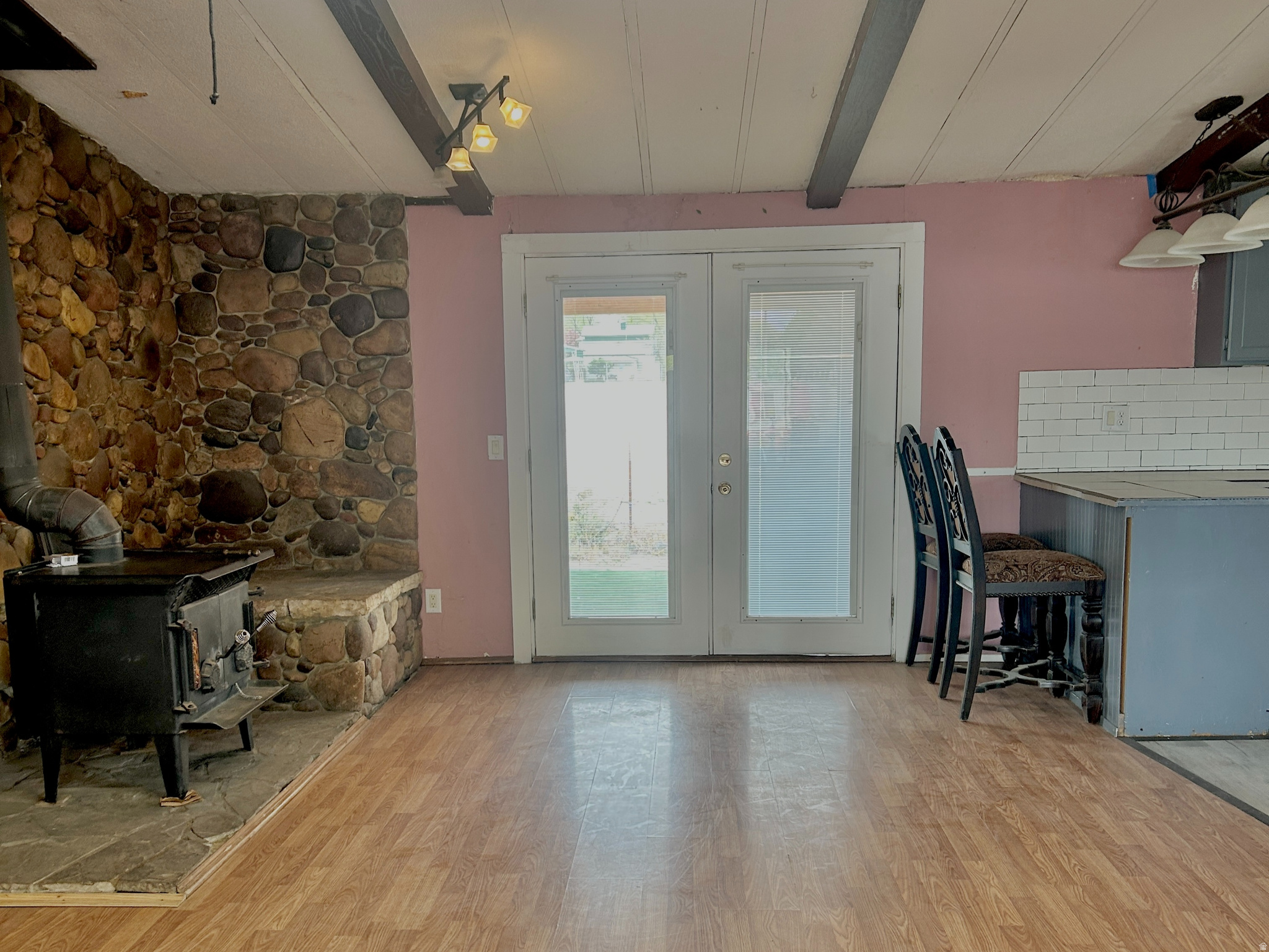 EAST MEADOWS MOBILE HOME PARK - Residential