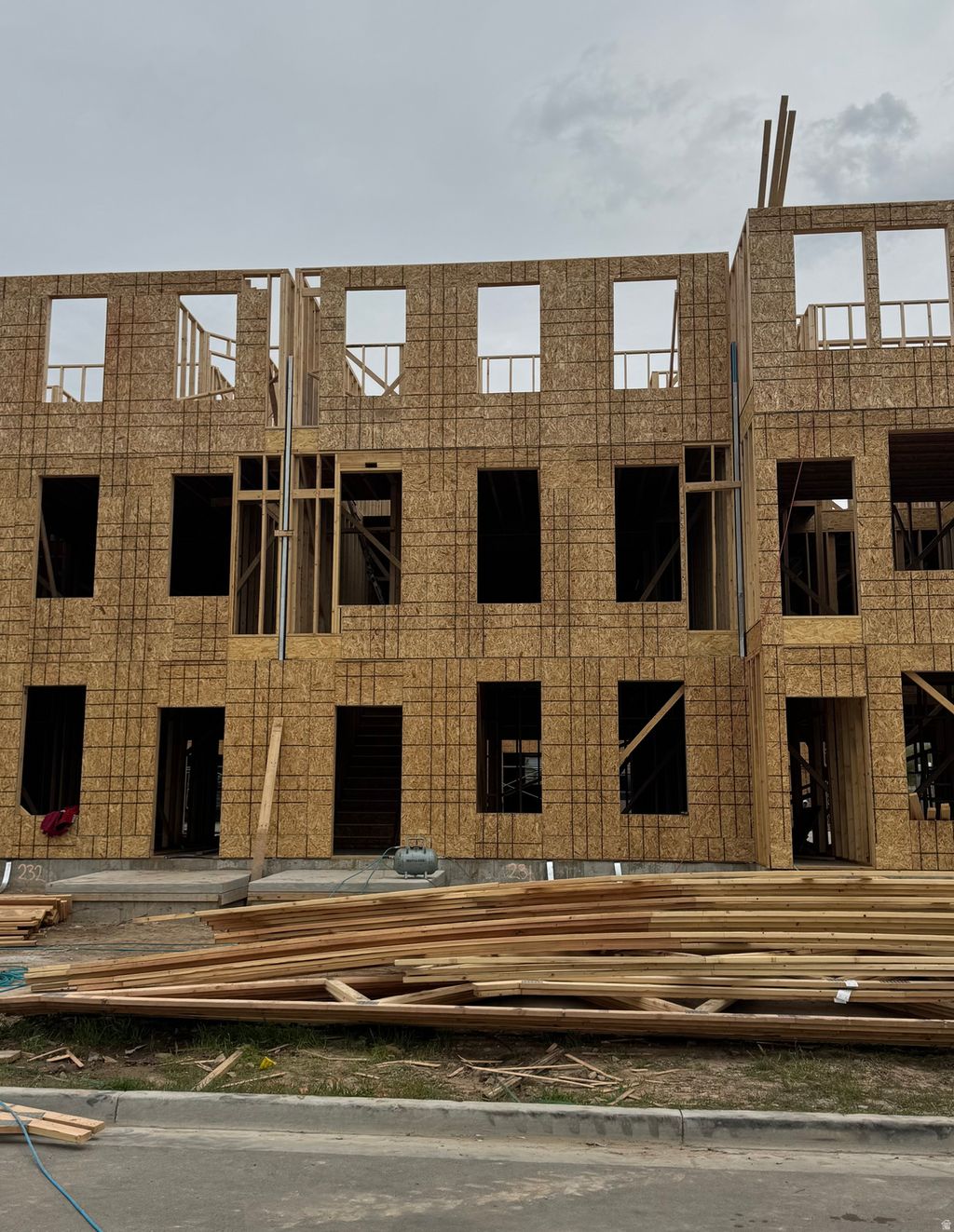 Photo of 1559 N 1875 W #231, Layton, UT 84041 (MLS # 2151543)