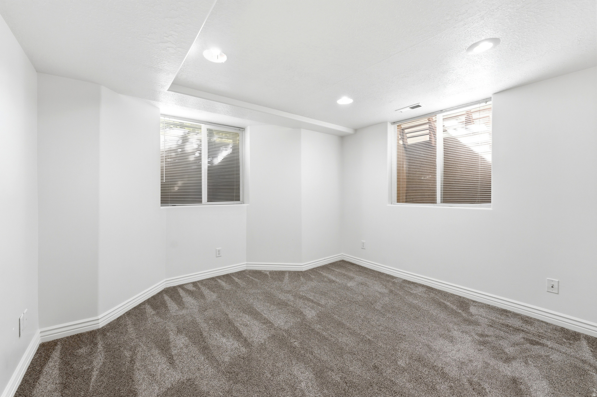 BEVERLY HILLS - Residential Income