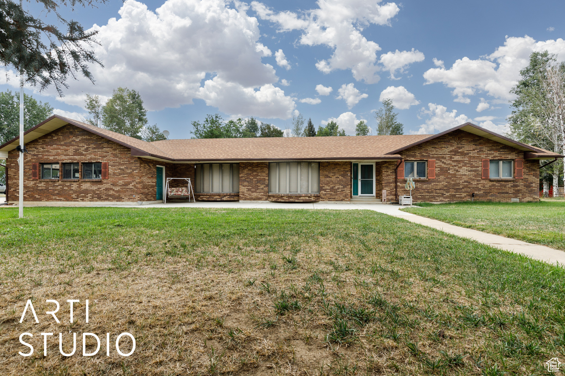 MINNIE CREEK ESTATES - Residential