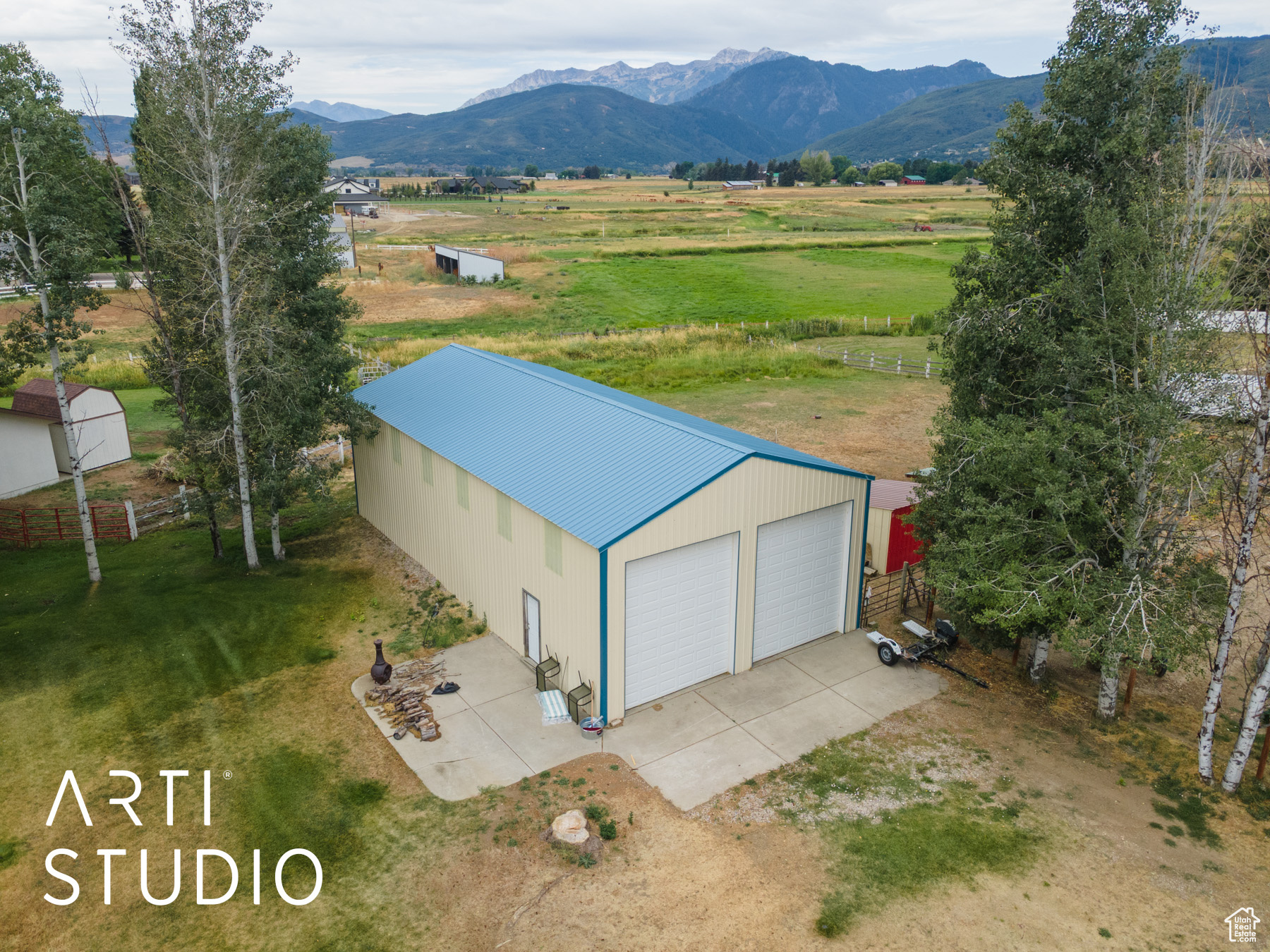 MINNIE CREEK ESTATES - Residential