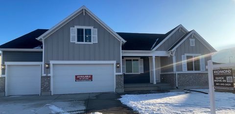 Photo of 27 E NIGHT HERON CV #615, Saratoga Springs, UT 84045 (MLS # 2131130)