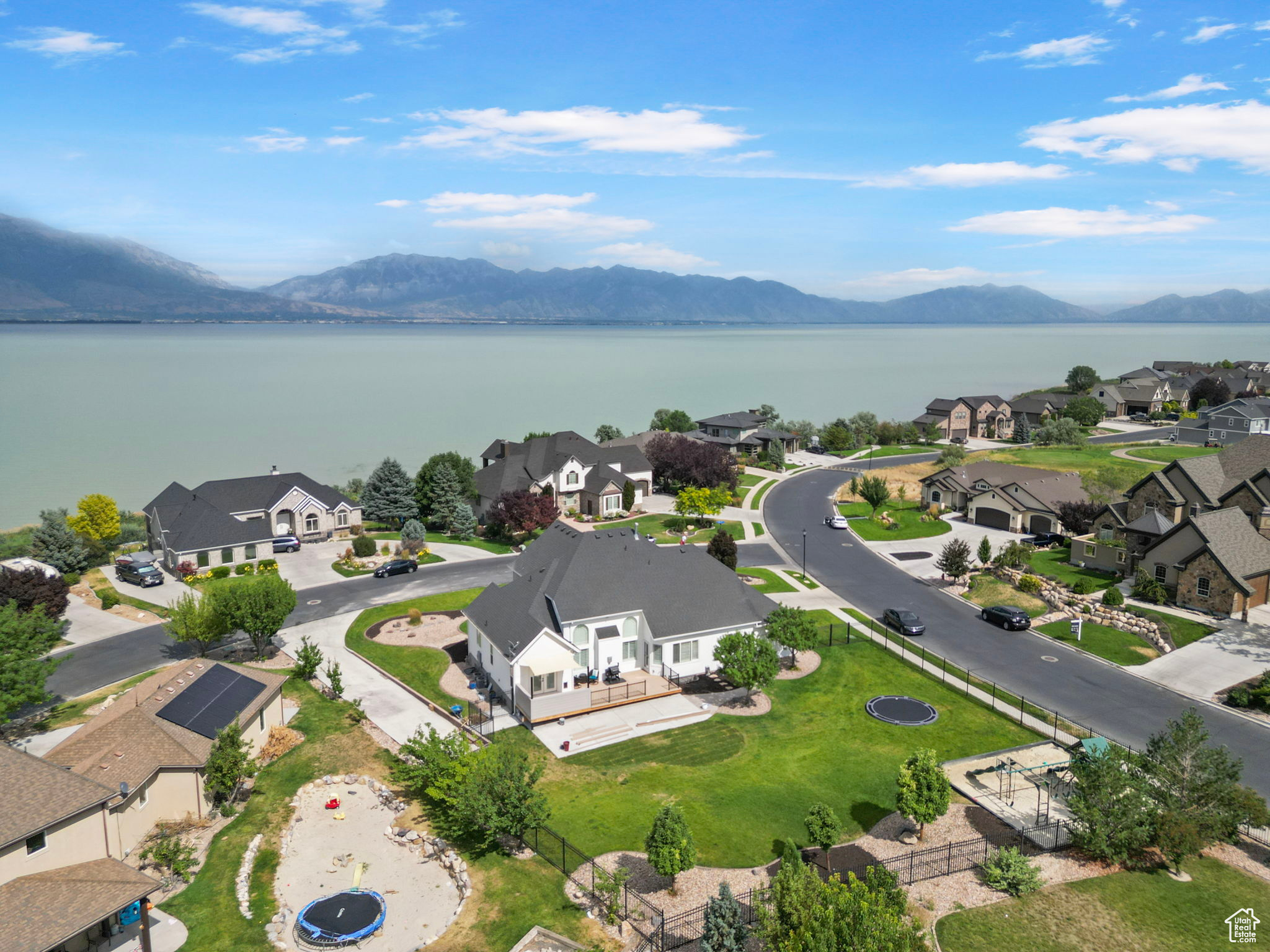 SARATOGA SPRINGS - Residential