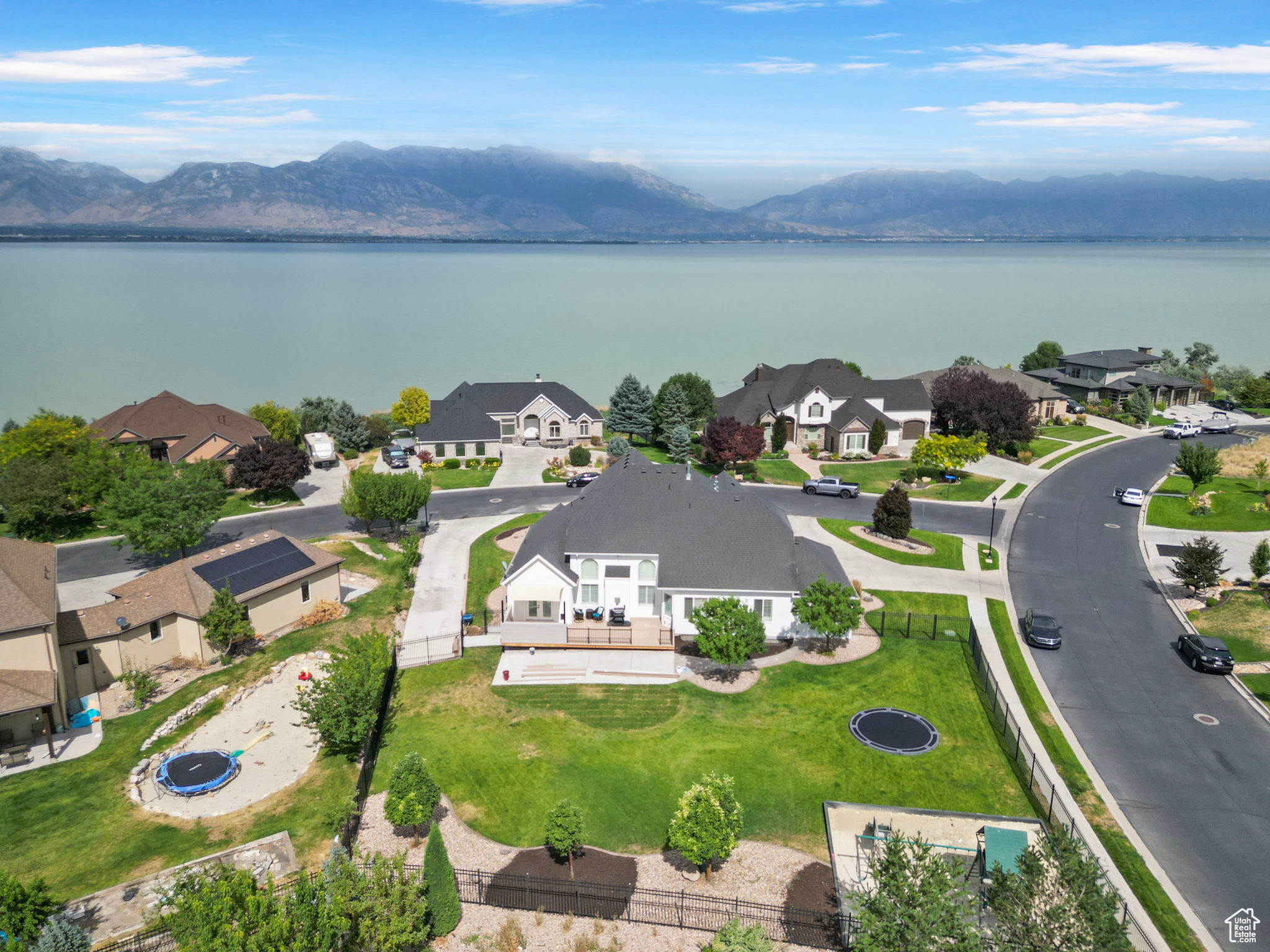 SARATOGA SPRINGS - Residential