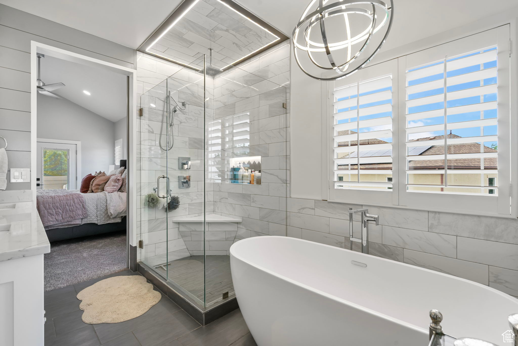 SARATOGA SPRINGS - Residential