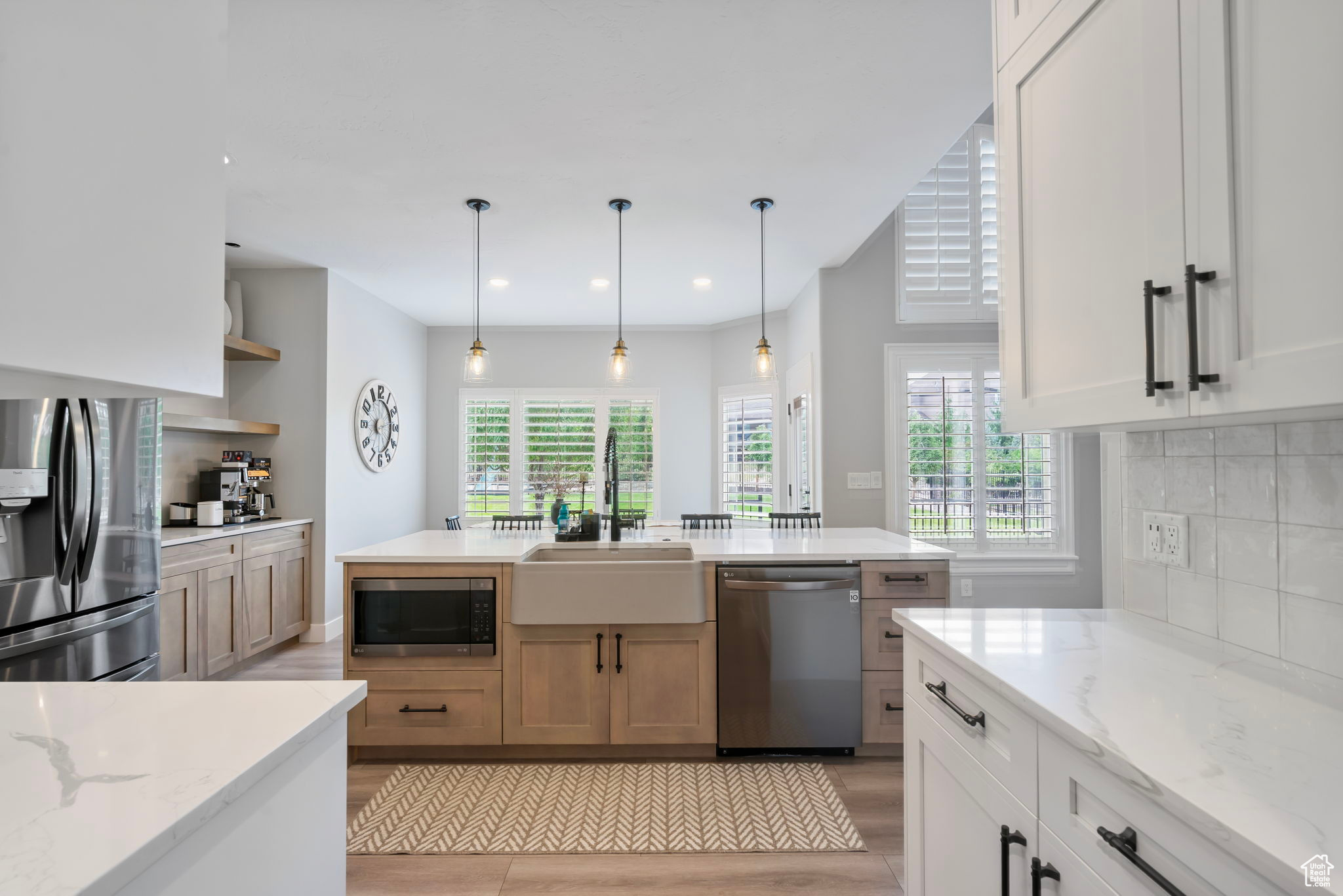 SARATOGA SPRINGS - Residential
