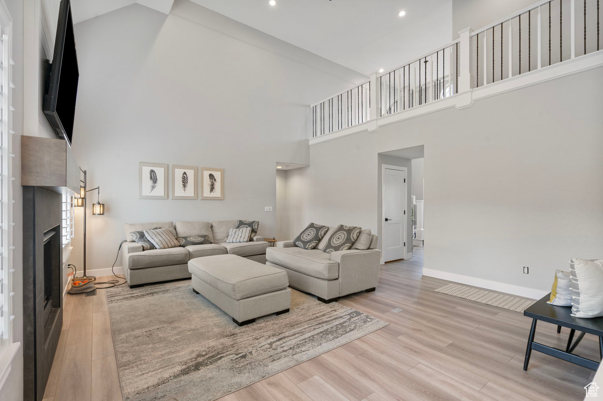 SARATOGA SPRINGS - Residential