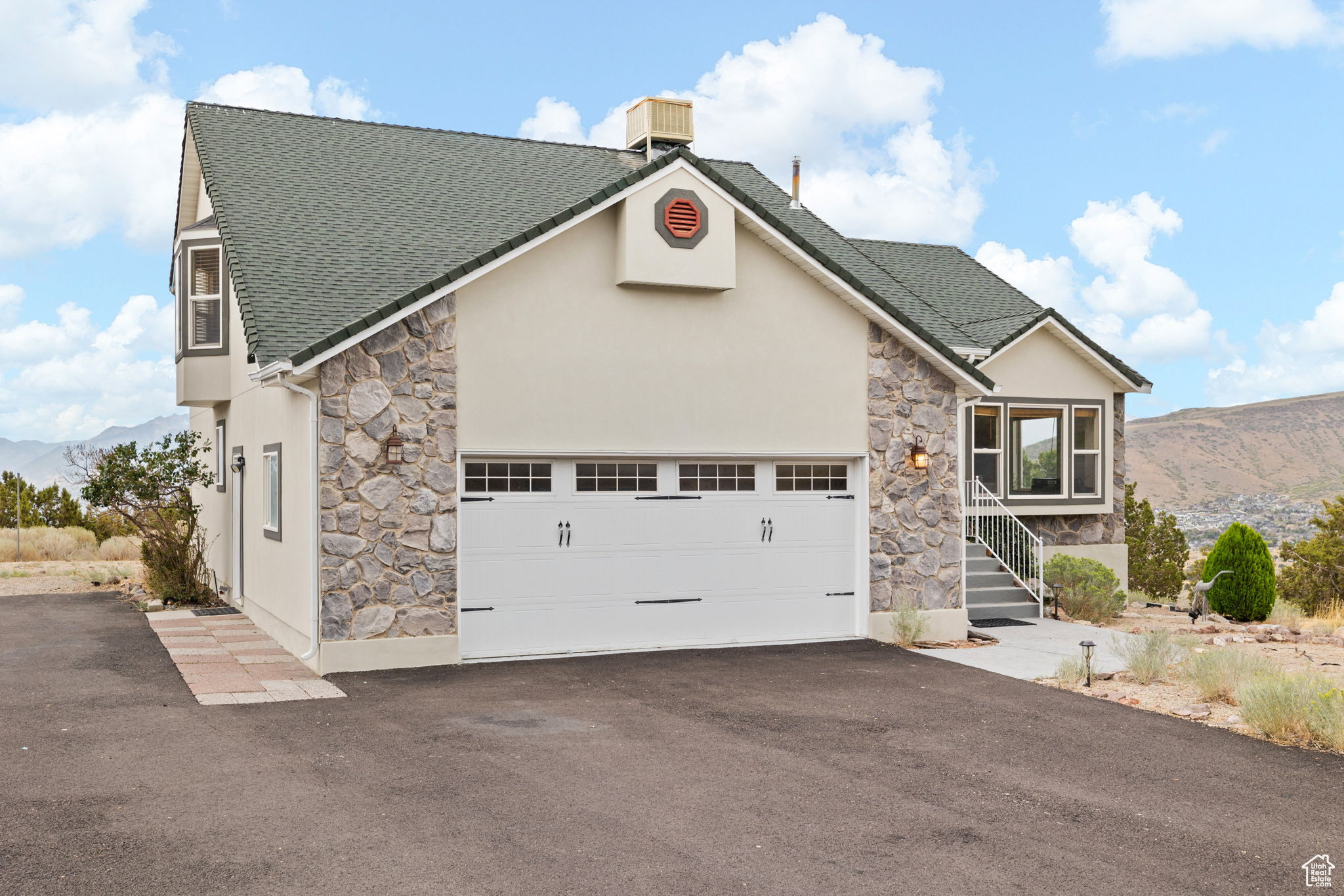 HIGH COUNTRY ESTATES II - Residential