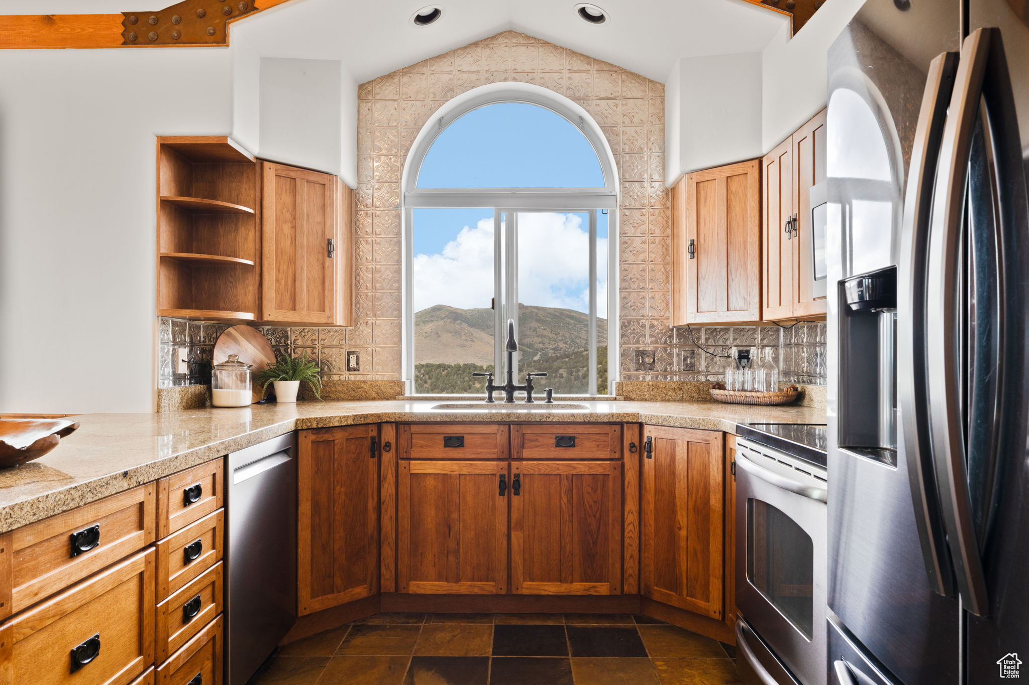 HIGH COUNTRY ESTATES II - Residential