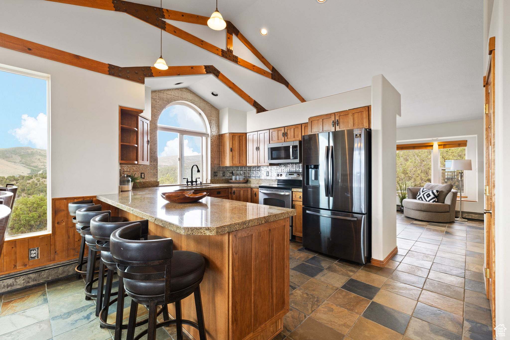 HIGH COUNTRY ESTATES II - Residential
