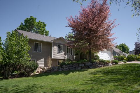 Tiny photo for 249 E 300 N, Smithfield, UT 84335 (MLS # 2158799)