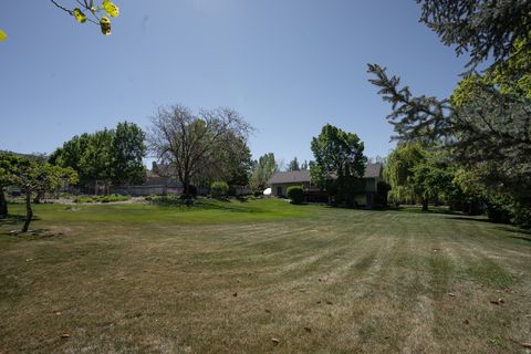 Tiny photo for 249 E 300 N, Smithfield, UT 84335 (MLS # 2158799)