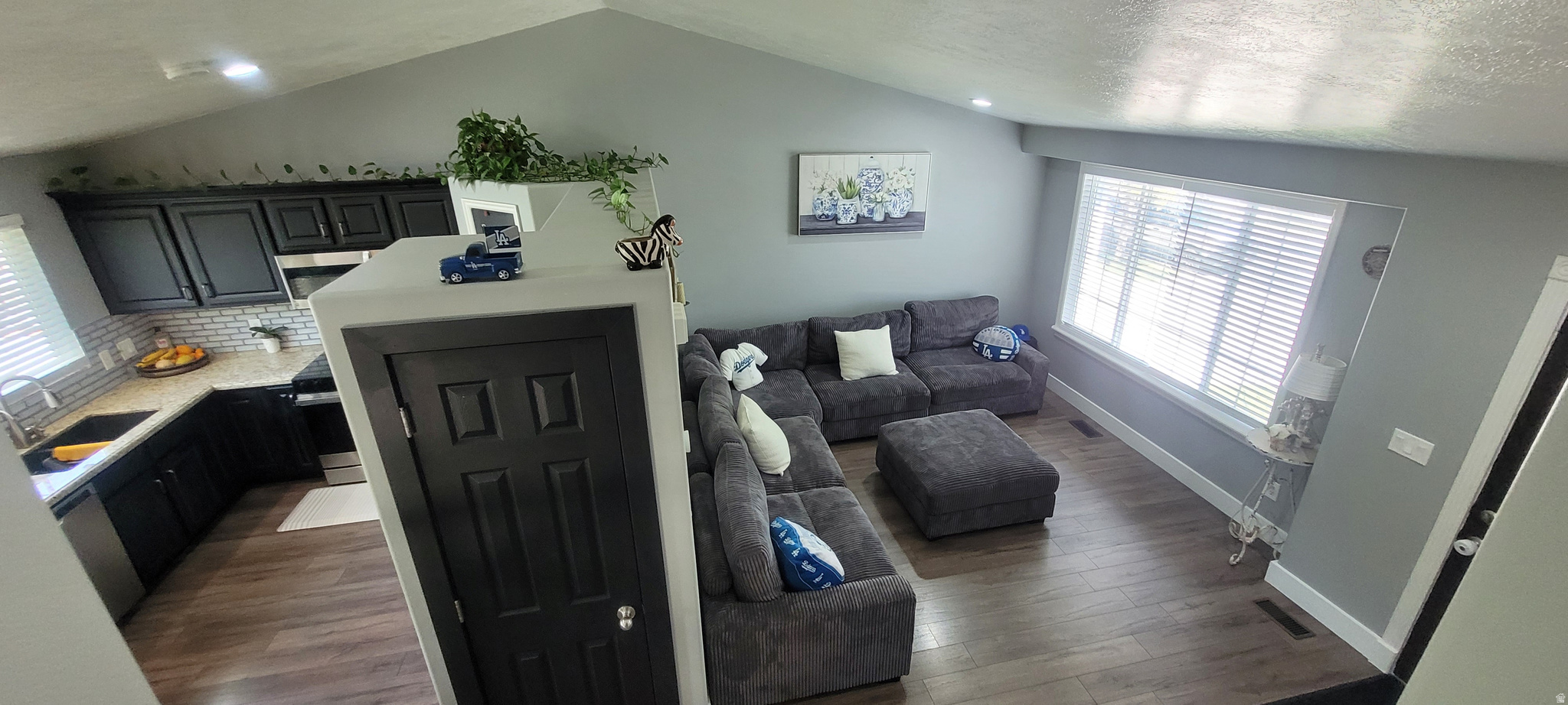 OAKS AT JORDAN HILLS VILLAGES PHASE 9 - Residential