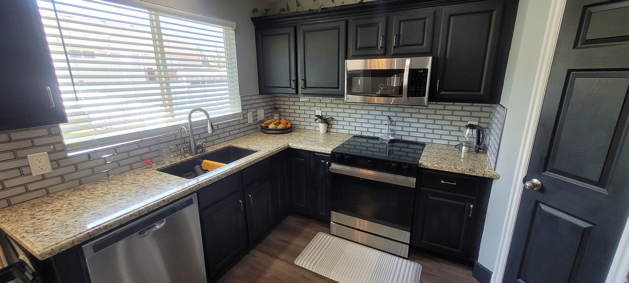 OAKS AT JORDAN HILLS VILLAGES PHASE 9 - Residential