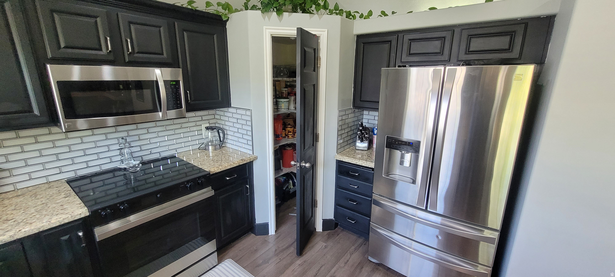 OAKS AT JORDAN HILLS VILLAGES PHASE 9 - Residential