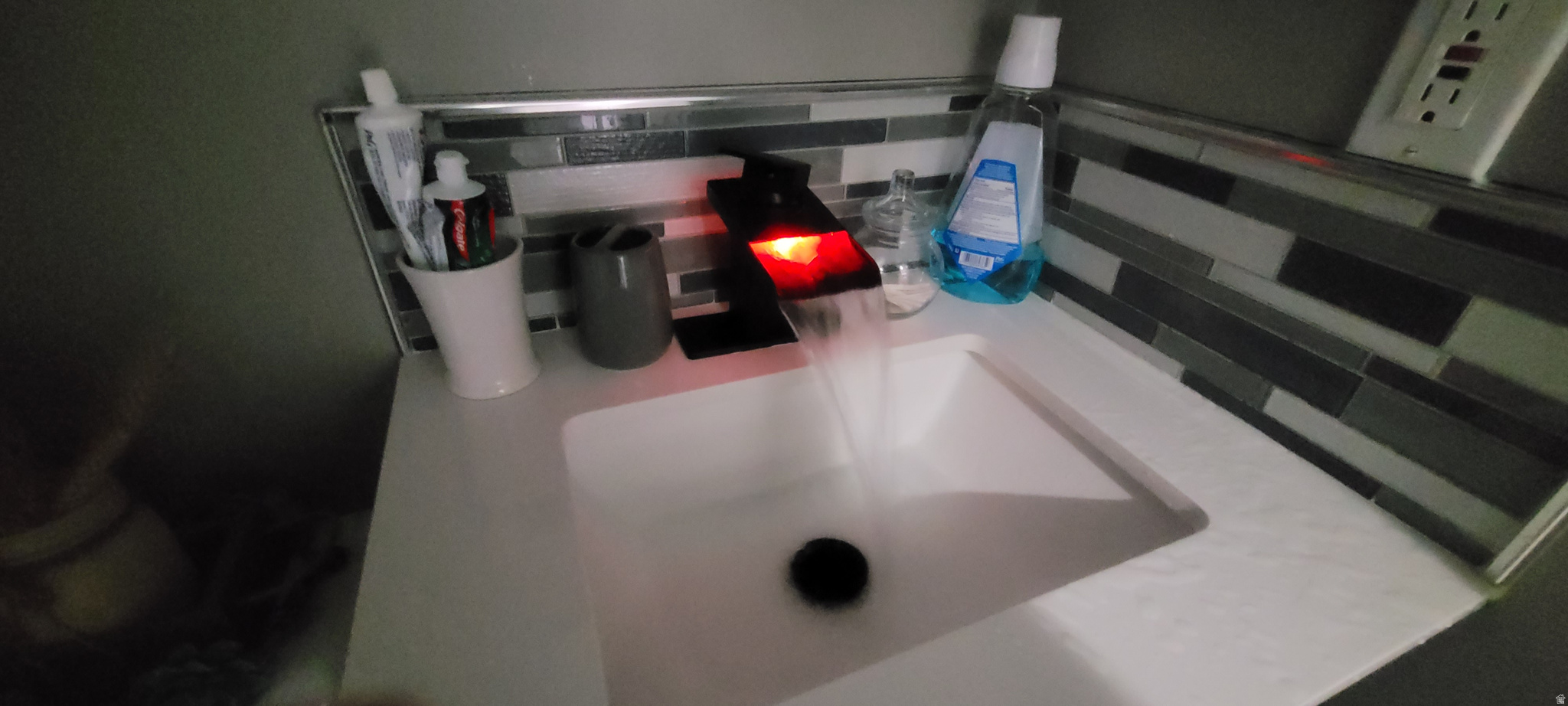 OAKS AT JORDAN HILLS VILLAGES PHASE 9 - Residential