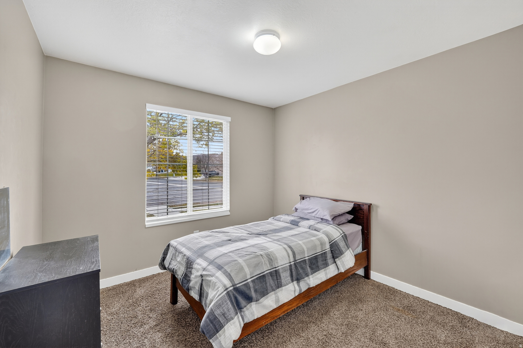 HUNTER VILLAGE - Residential