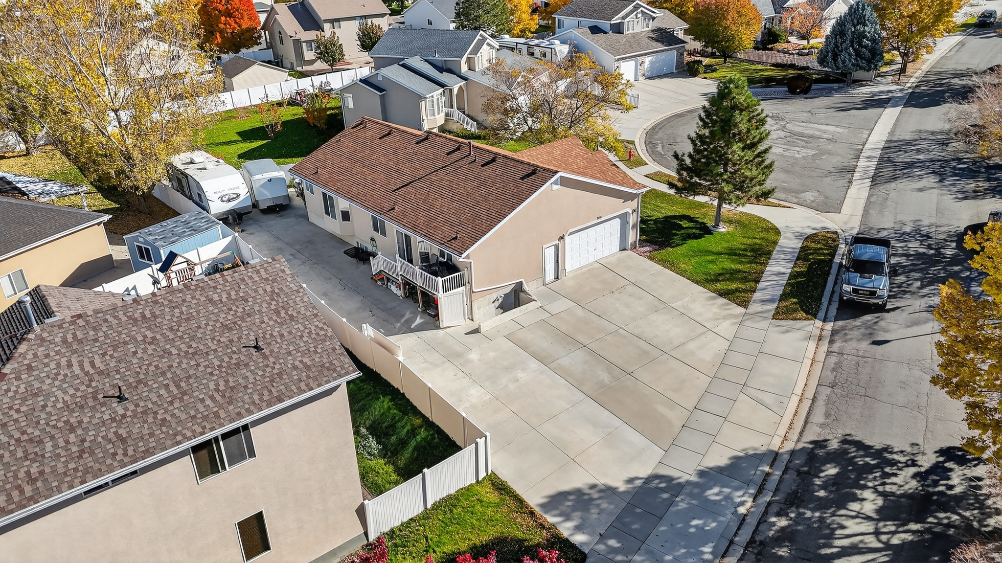 HUNTER VILLAGE - Residential