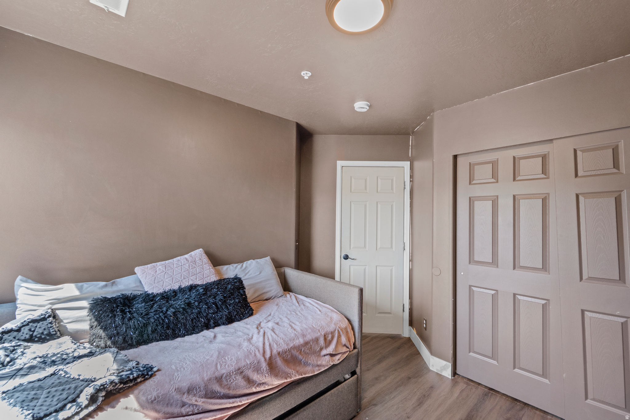 SUNCREST - Residential