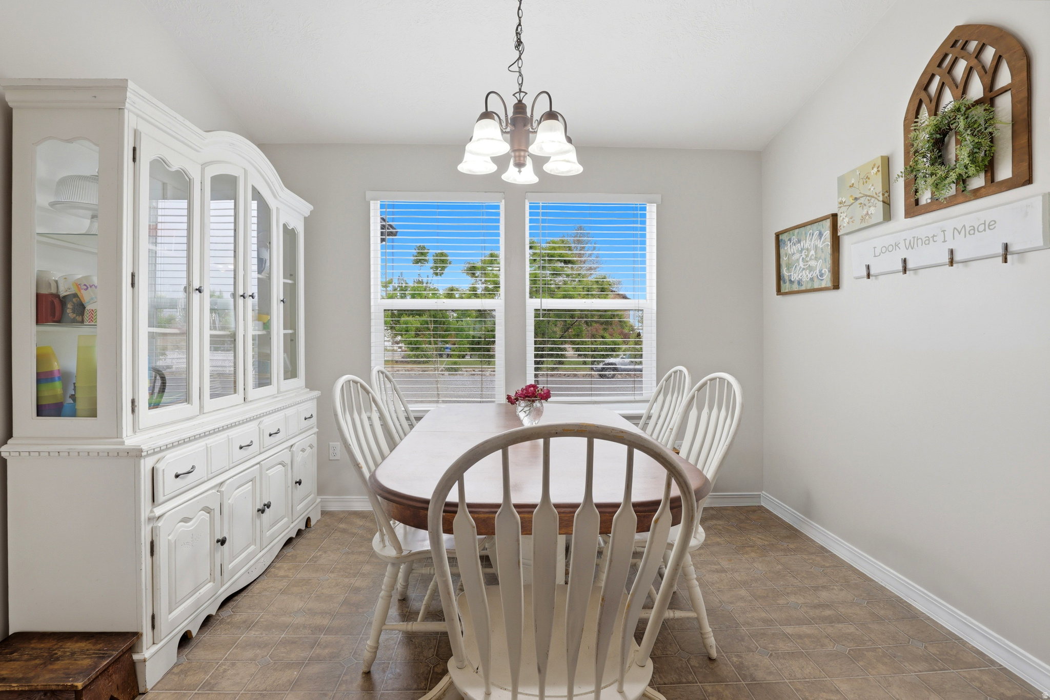 SOUTH WILLOW ESTATES - Residential