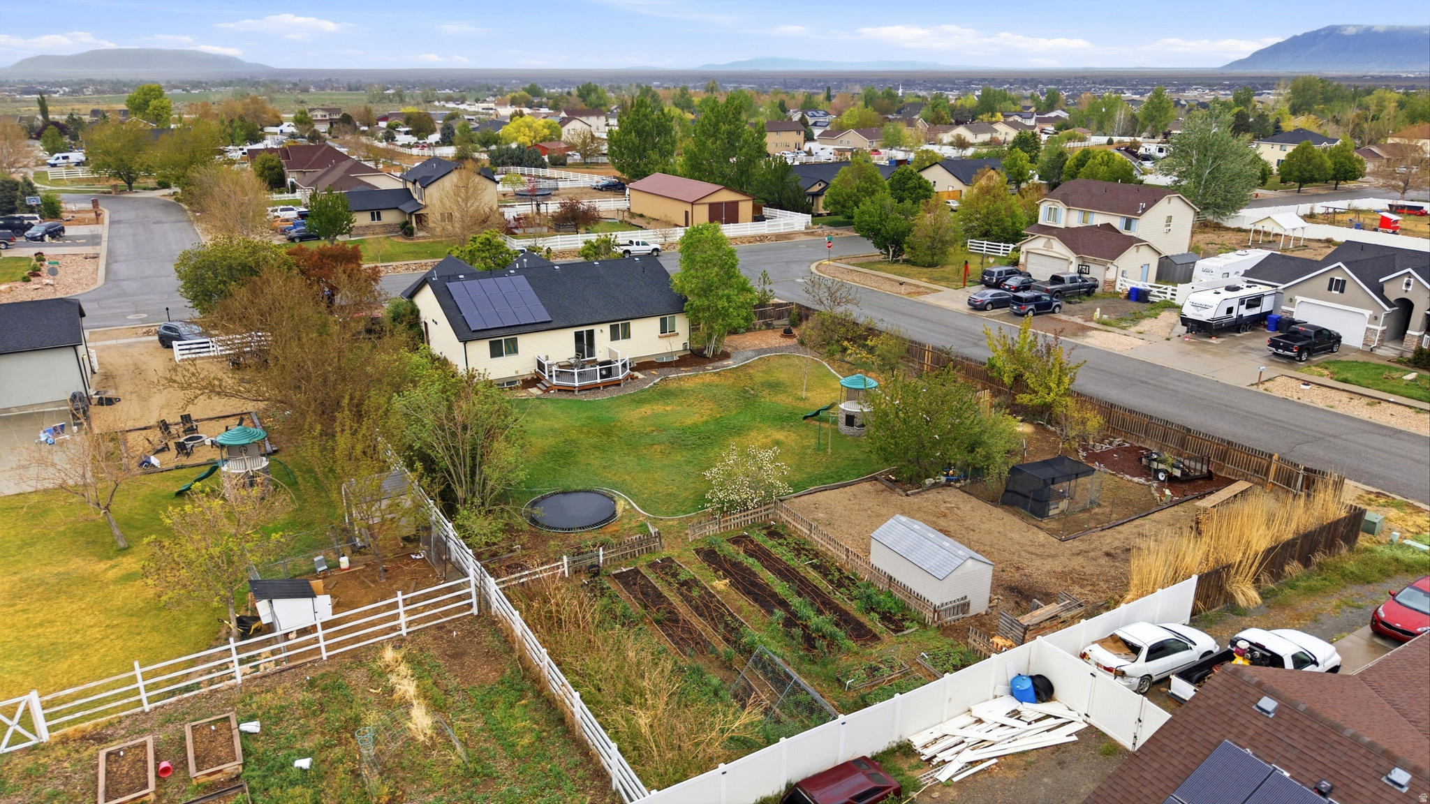 SOUTH WILLOW ESTATES - Residential