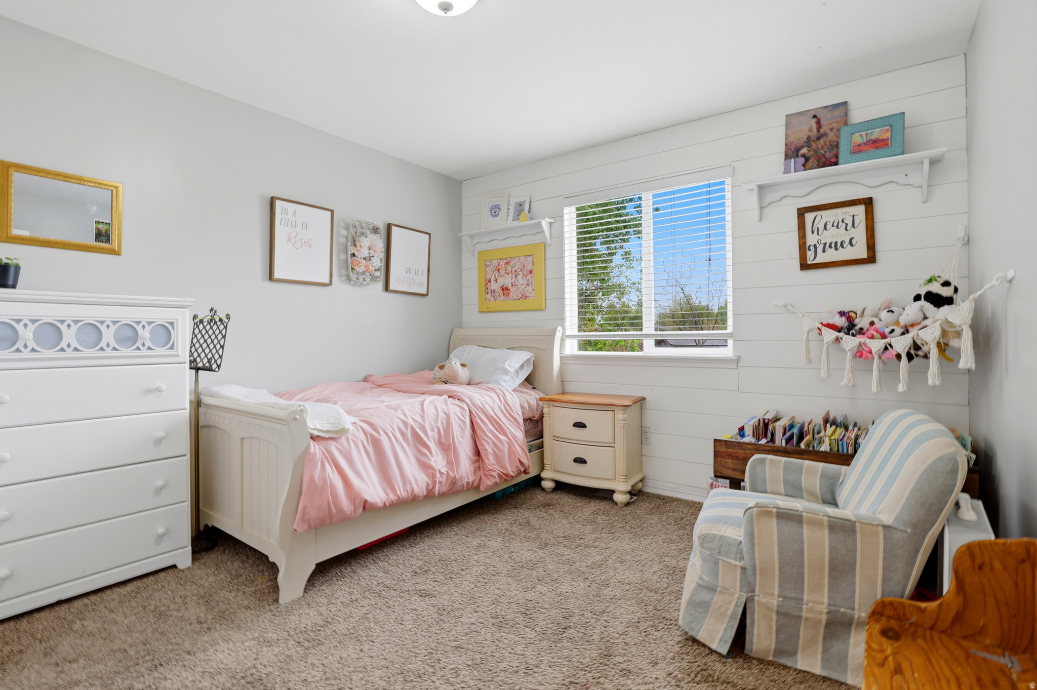 SOUTH WILLOW ESTATES - Residential