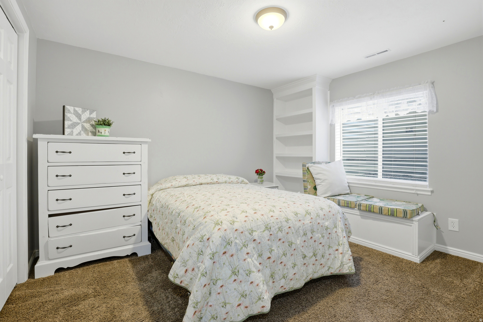 SOUTH WILLOW ESTATES - Residential