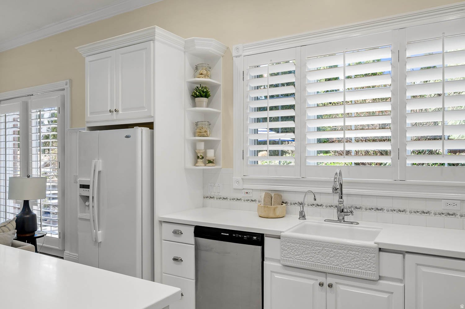 RALEIGH COURT - Residential