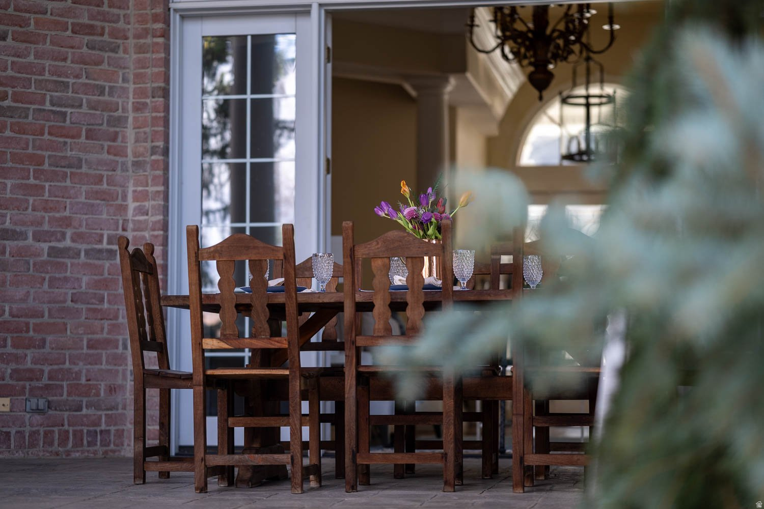 RALEIGH COURT - Residential