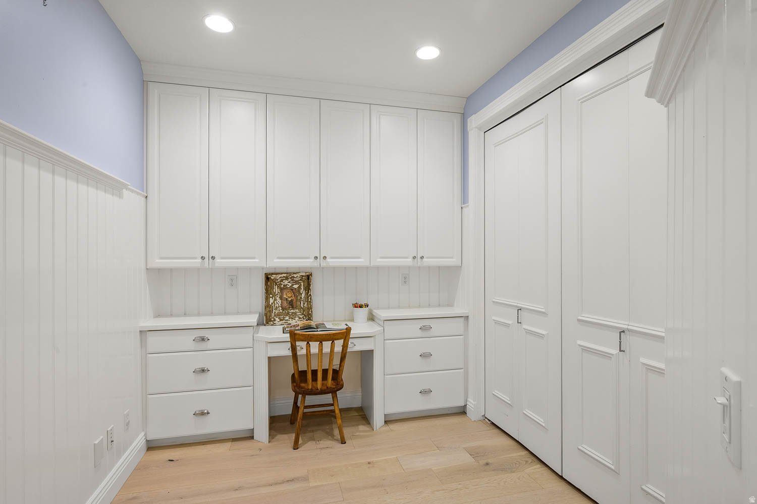 RALEIGH COURT - Residential