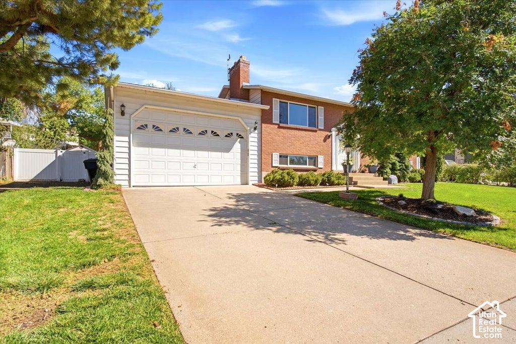 Photo of 353 S 1000 E, Kaysville, UT 84037 (MLS # 2187181)
