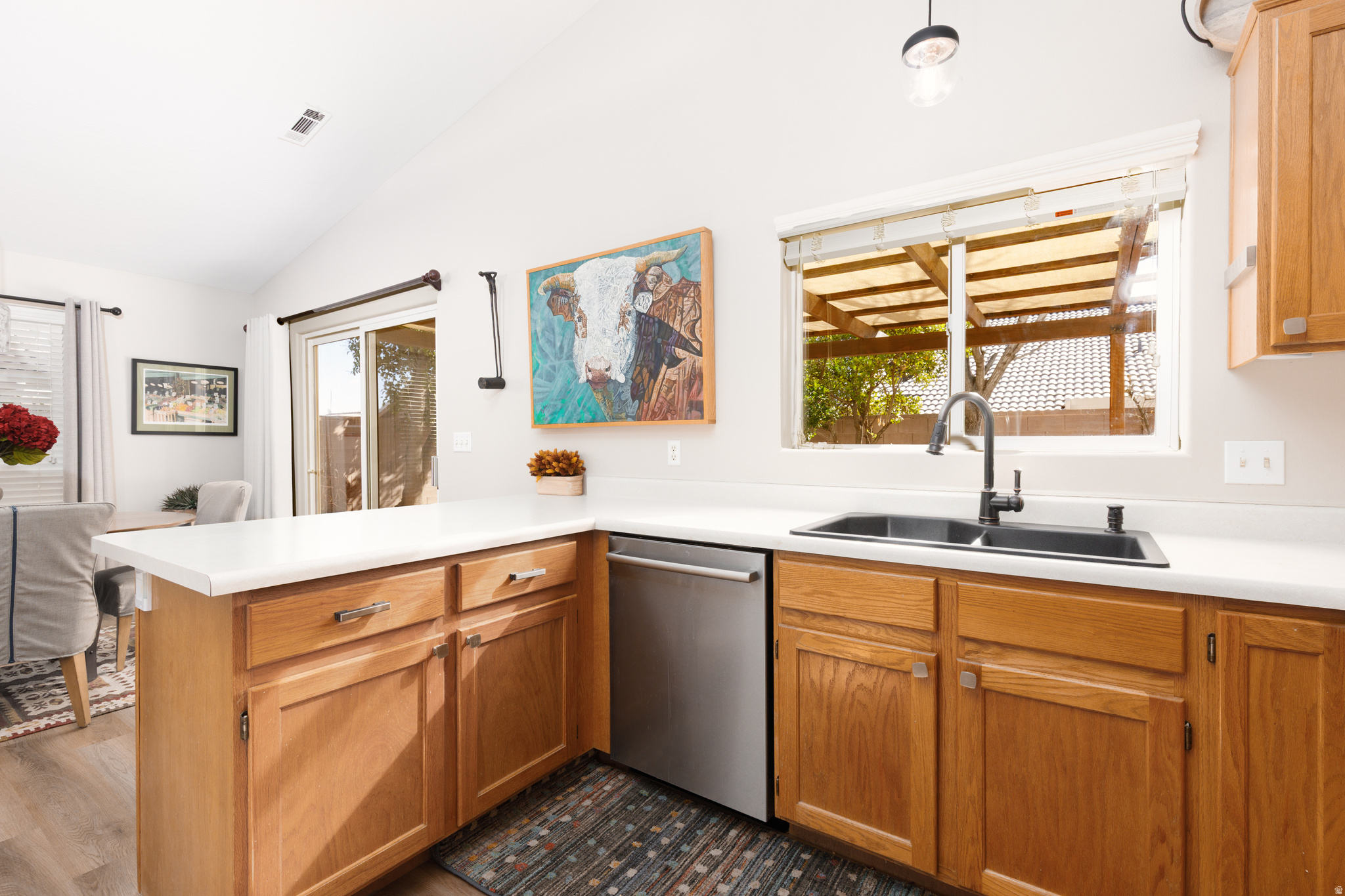 RED MOUNTAIN TH 4 - Residential