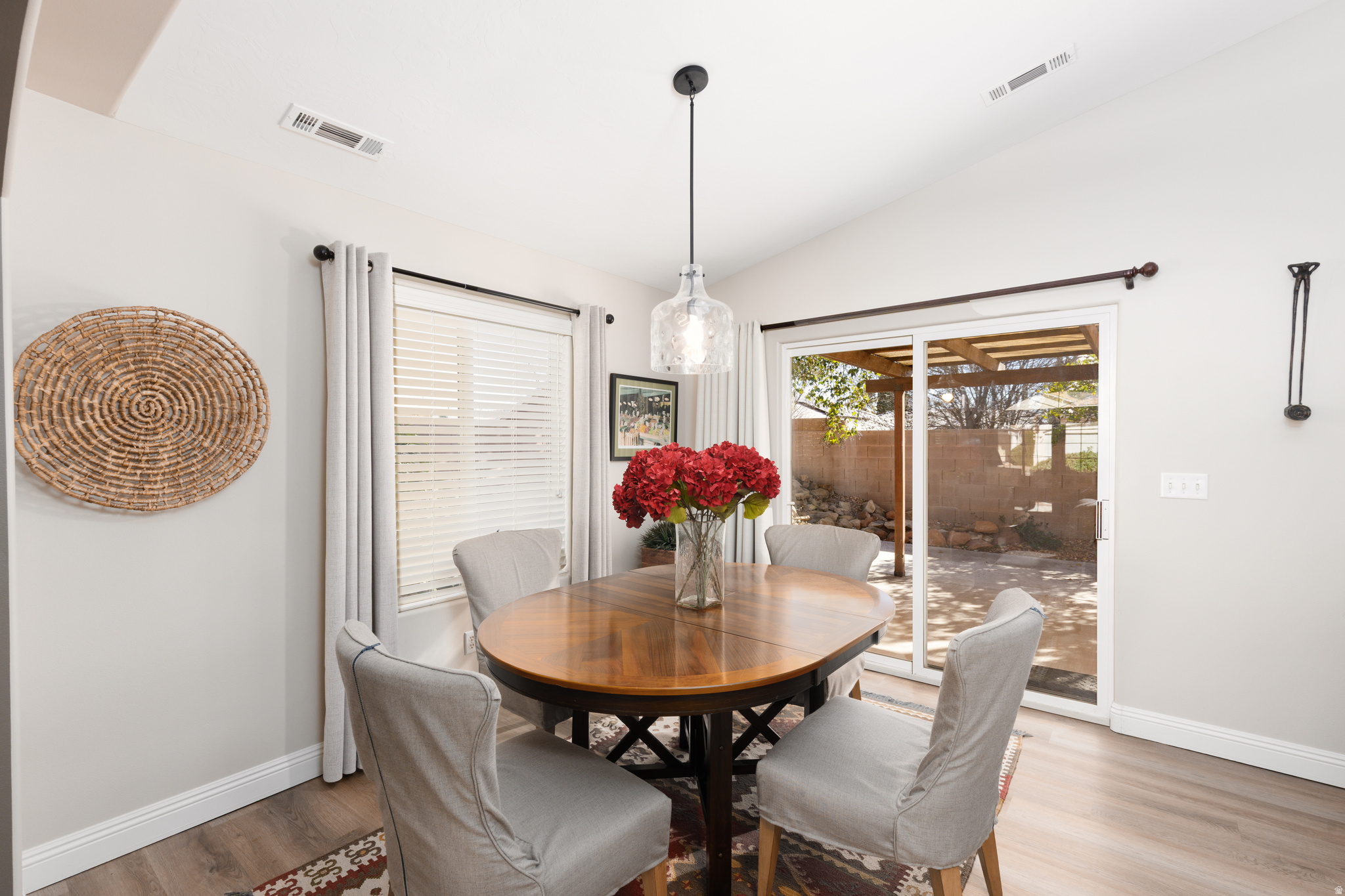 RED MOUNTAIN TH 4 - Residential