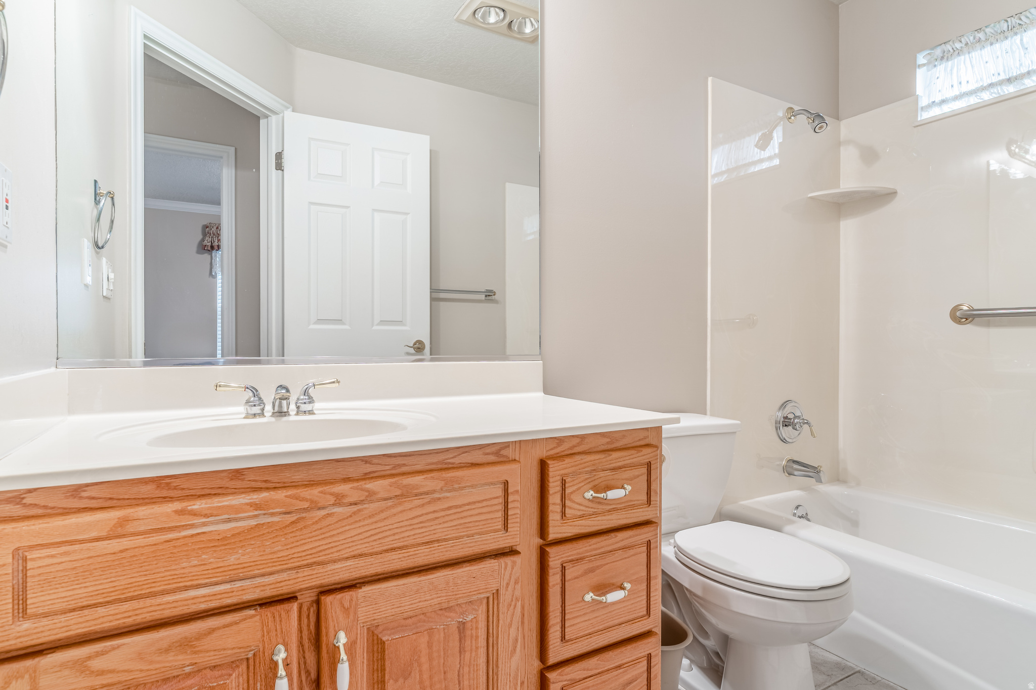 HERITAGE EST - Residential Income