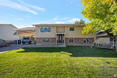 Photo of 1222 E 500 S, Spanish Fork, UT 84660 (MLS # 2117804)