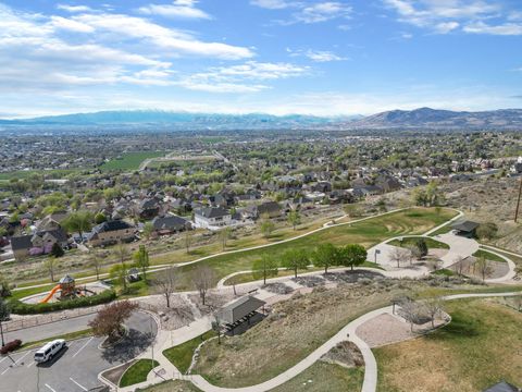 Tiny photo for 9503 N TIMPANOGOS CV, Cedar Hills, UT 84062 (MLS # 2148492)